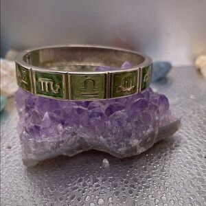 3.4.26-19 Green Enameled Zodiac Symbol Hinge Bracelet